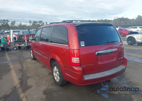 2009 Chrysler Town & Country Touring из США, поврежденный, VIN 2A8HR54X39R581552